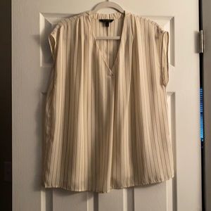 Only worn once! V-neck Banana Republic shirt!